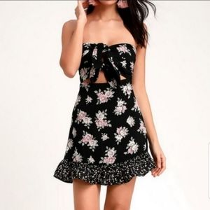 Lulu's Frances Black Floral Print Strapless Tie-Front Mini Dress